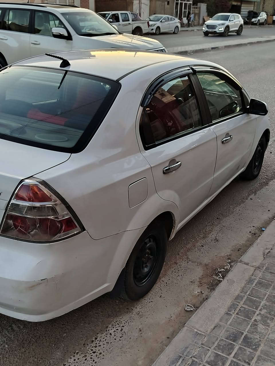 سلام عليكم شباب افيو خليجيه  موديل 11فول اوتو محرك مفتوح1500 لمرغوب سياره رقم نكليزي ب اسمي سياره بيها الباب الايمن صبغ وملاوانيه من جاملغ الامامي وباب الخلفي حداديه نص عمر سياره بدون دواخل كفاله من بجم وتكم وصندوك سياره جواها تخم تاير كهربائيات كله شغاله تبريد شغال  وشادلها شاشه ايباد مكاني نجف هذا رقمي *********** سعر سياره 63 وبيها مجال للشراي بلخدمه انه
