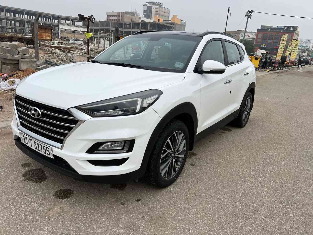 السلام عليكم
توسان 2020
ماشيه 88.000 مكفوله كفاله عاامه
رقم بغداد دولي الجديد مداور مضمون 
كير محرك تبريد خير من الله السياره كلش نضيفه
سياره فووووول مواصفات
-بصمه
-بانوراما
-شاشه بلاديه
-تحكم ستيرن
-لايت لد 
-بك لايت لد
وبعد بيهه مواصفات هواي مال الفول
سياره جداً نضيفه مال جناي بلخير ع ياخذهه
للأستفسار (***********)
