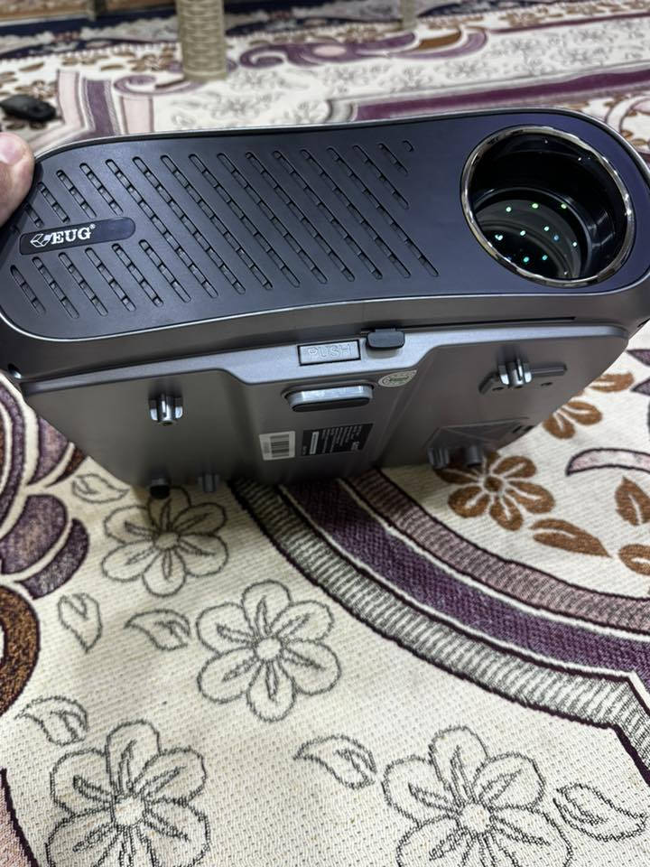 سلام عليكم داتاشو باله الماني سعره 80 الف رقم الهاتف ***********هذا مواصفات الداتاشو
Giant Data Ball Bearing, Made in Germany

FULL HD 1920-1080 Original Resolution

Supports 4K

High Brightness LED

50,000 Hour Lens Life

HDMI, USB, VGA, and AV Ports

Stereo Sound

Wi-Fi and Bluetooth

@الجميعSuitable for Movies, Games, and Teaching
