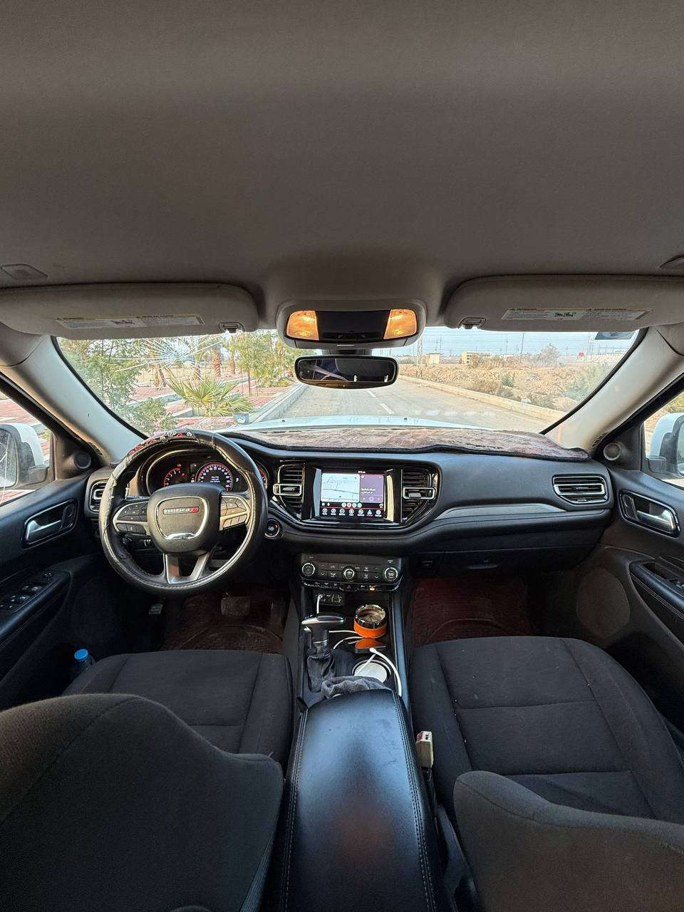 🌹🌹تحية طيبة 🌹🌹
دورنكو موديل ٢٢ رقم بصره ابسمي جديد 
SXT 
محرك ٦ سلندر حادث تبديل ٣ قطع بنيد وجاملغات أمامية ٢ 
٧ راكب كشن مخمل 
تبريد ٣ قطع
حساسات خلفية 
رادارات جانبية 
شاشة كبيرة 
تحكمات ستيرن 
ويل كب كروم ٢٠
لايت زنون 
اشارات باللد 
السعر 230 وبيها مجال 
البصرة قضاء المدينه 
 ***********
