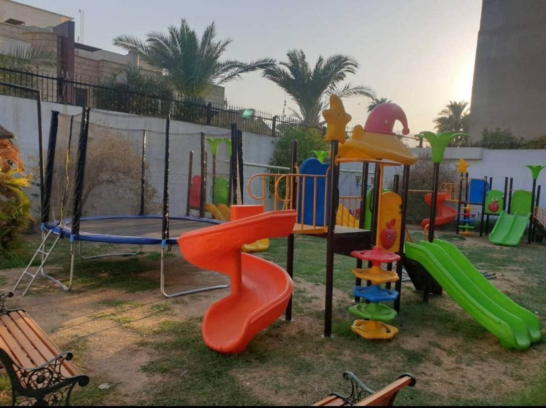 رحلات مدرسية متنوعه للبيع بأسعار مخفضة
***********
