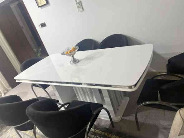 مێز نان خواردن ٦ نەفەری بۆ فرۆشتن. لە سلێمانی  بە ١٤ گەڵا کڕدراوە زۆر ئەسلە  بە زەمان 
سلێمانی نرخ ٥٠٠ هەزار

0770 137 5343
