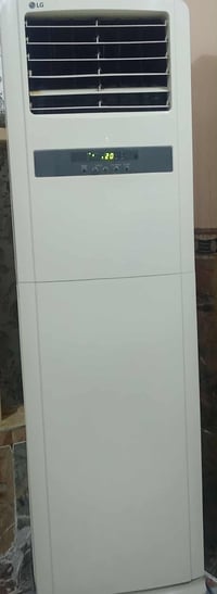 سبلت طنين ونص نضيف وشغال  السعر 900 بيه مجال  07800831370