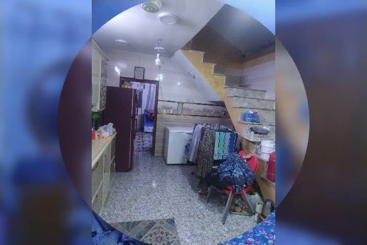 السلام عليكم مشتمل للبيع المساحة ١٠٠متر الوجه ٥ نزال ٢٠ طابو ملك صرف يحتوي الطابق الأول استقبال مطبخ خدمات منور غرفه نوم الطابق الثاني ٢نوم خدمات بناء ٢٠٢٣الموقع مميز البياع الشهداء شارع المضخة الاول اللاستفسار اتصل *********** السعر مناسب
