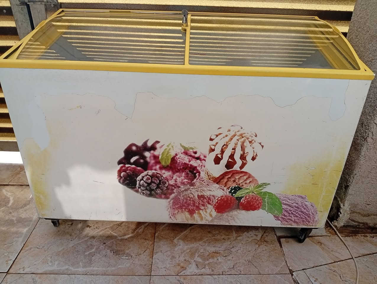 تركي اصلي بلادي ثلجهه خير من الله باب اول سعرهه ٥٠٠// وبيه ضمان مجال زعفرانيه خابر ***********
