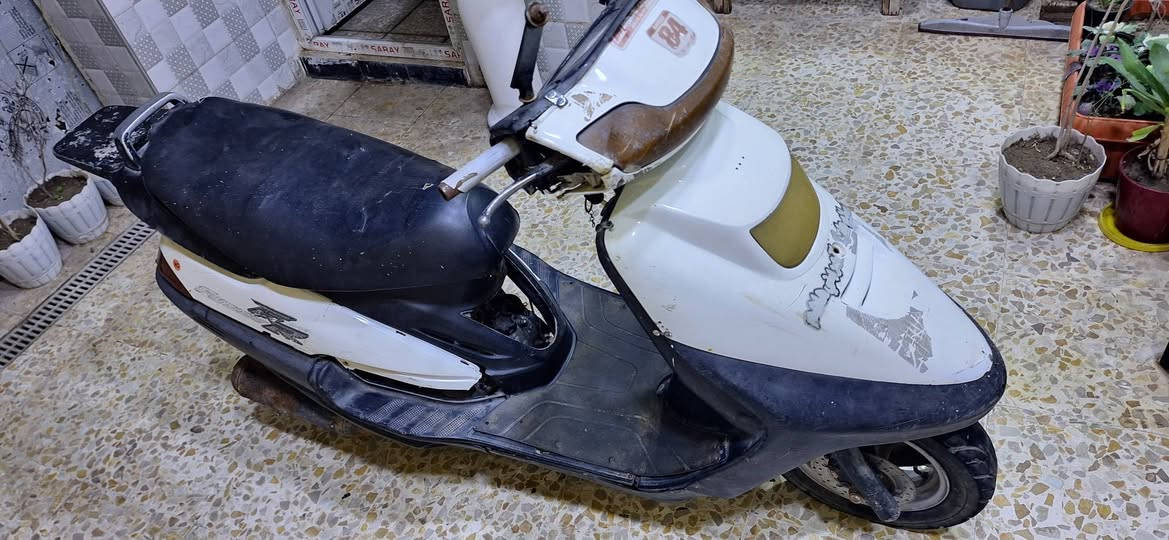 السلام عليكم نوع فراشه سرعه 140 جانت تشتغل ونتركت (ابيع كوم حديد) سعرها 150  مكاني بغداد الشعله
رقمي ***********
