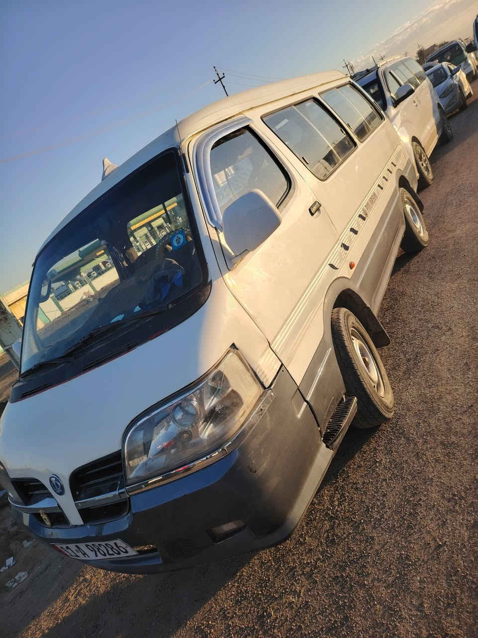 بولارسن لفين وثمانية مكينه مكفولة وكير مكفول اكسن  مكفول تخم تاير بسمي مكان ديالى 60 وبيه مجال ***********
