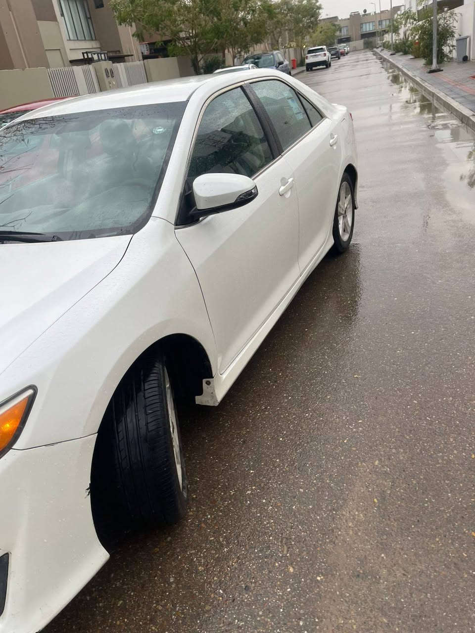 السلام عليكم كامري 2015 خليجي مكفوله للاتصال على الرقم ***********
