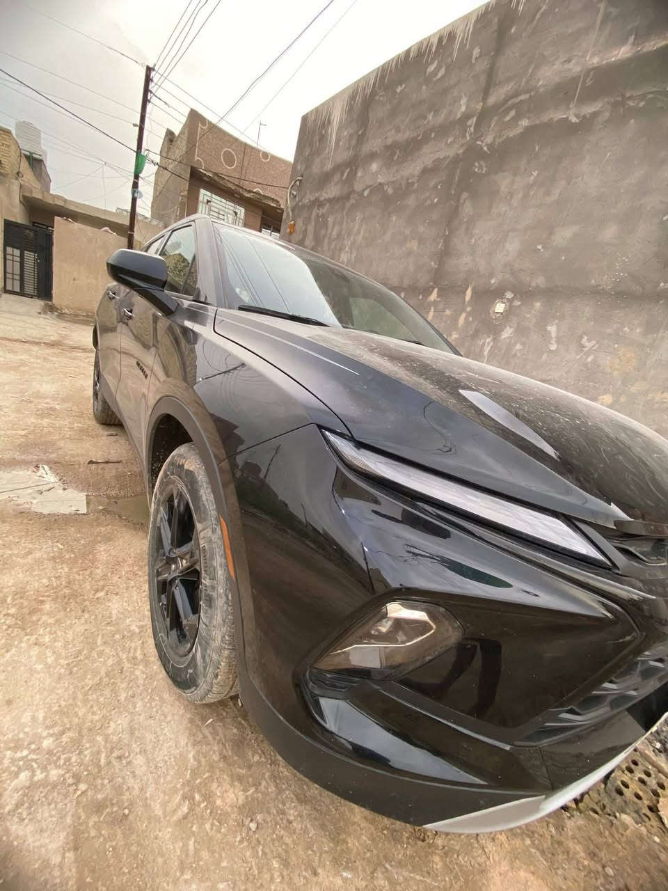السلام عليكم
شوفرليت بلايزر 2023 وارد امريكي موصفات نص فول رقم بغداد انكليزي تحويل ثاني يوم حادث فقط قمارة مبدل بلادي بدون دواخل والباقي مكفول مواصفات بصمة  شاشة كبيرة حساسات راردات كشنات قماش تحديد مسار كشنات كهرباء انظمة قيادة بجم لد سيارة جديدة مابيها اي نقص مكينة 2000 تيربو ملاحظة مكينة والكير مامفتوحات ع وضع الشركة السعر 160 وبيه مجال بسيط للشراي الرقم *********** مكان بغداد
