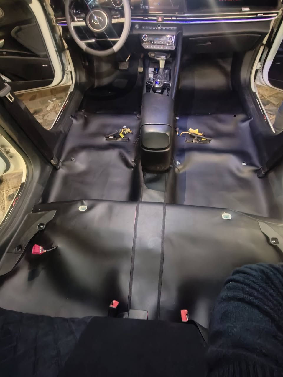 تغليف أرضيةجلد مبطن فصال مرتب ودبل خياط كماليات ألمازن موصل دواسه قصر مطران
***********
***********
