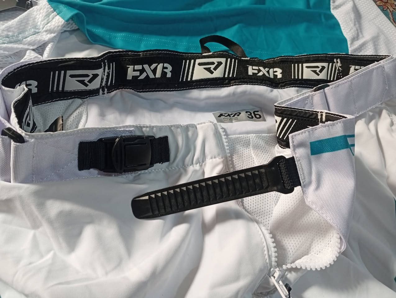 بدلات مال دراجه سعر القطعه 20الف


**إذا كنت صاحب هذا الإعلان وتريد حذفه لأي سبب، رجاءا أرسل رسالة إلى الدعم الفني**