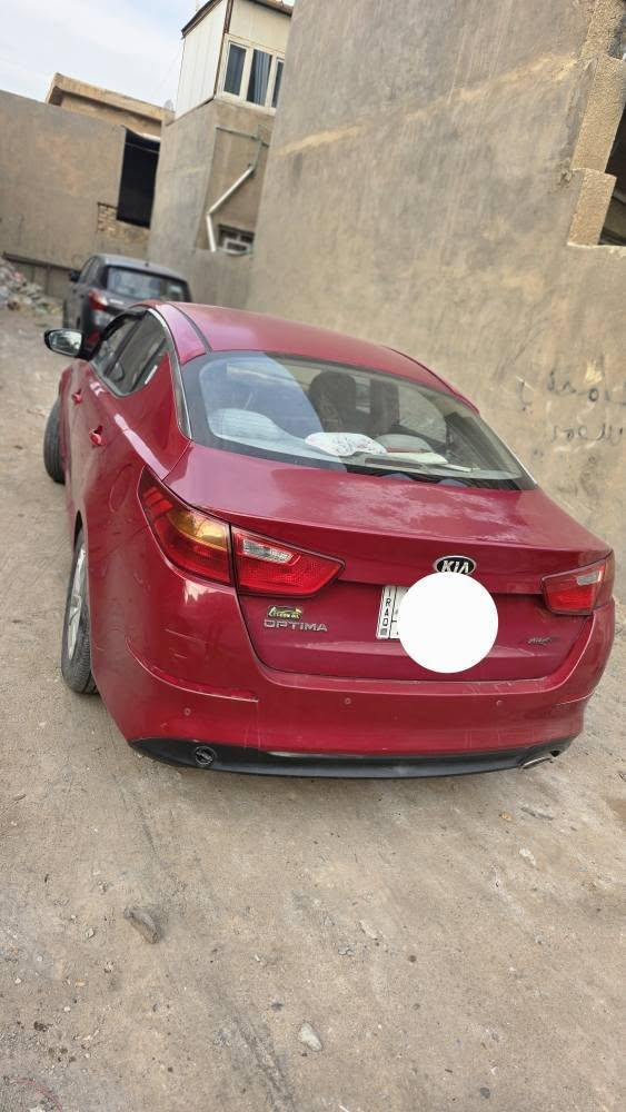 كيا اوبتيما خليجية وكاله دوليه محرك دوش المرغوب ٢٠٠٠ بيها ٣ قطع صبغ جاملغ خلفي و بابتين جهه سايق و بيها منظومه غاز مكانها بغداد غزاليه 
*********** بغداد, العراق
