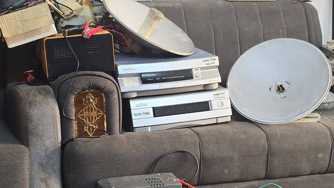 السلام عليكم 
مواد انترنت مستخدمة للبيع 

1- راوتربورد ٩١٢ تردد ٦٠٠٠
2-سكترات 120 ubnt 2.4
3-سكترات 120 ARC 
4-سكترات 120 RF 
5-سكترات مني 
روكت XM 
نانو xm
6-دشات 30 ubnt 
7-دشات انتي نويز 27 
8-دش انتي نويز 23
10-دش AC 28 

12- لنك ميموسات ٥٦
14-راوتر بورد 921 جديد
16-محولات ايرفايبر اصلية 
17-انجكترات 1 كيكا مع المحولة 
18-راوتر بورد 912 5G
19- 2011
20- 3011
21-عاكسة مكزما ١٥٠٠
22-عاكسة بلوستروم 
23-عاكسة مكزما ٨٥٠ 
24-راك اوت دور ١٢ يونت
25-راك ٤٢ يونت

يوجد توصيل كافة المحافظات

*********** وتساب 
***********
