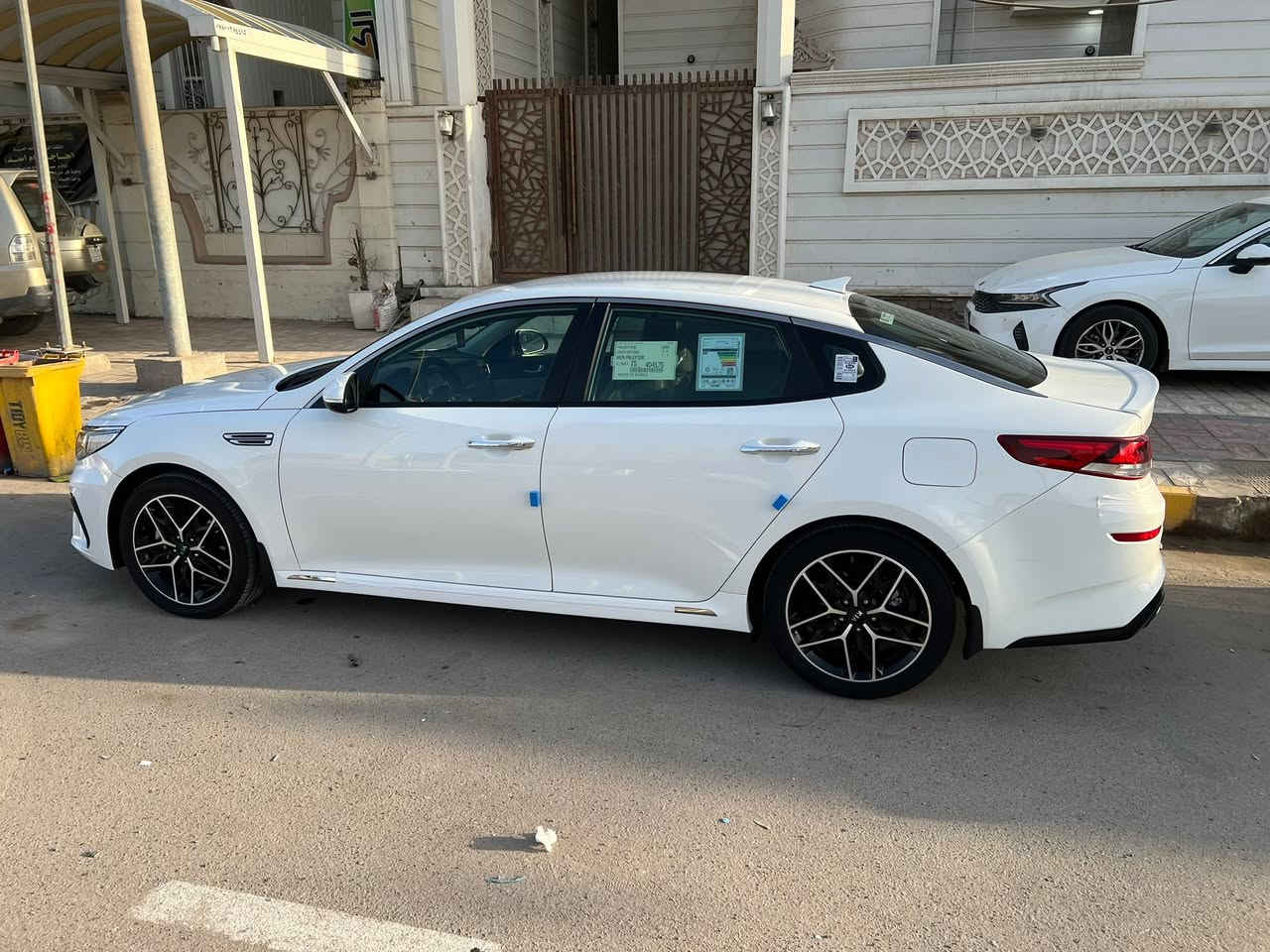 السلام عليكم اوبتيما 2019 خليجي فول مواصفات 2400
رقم بغداد كفالة عامة ماشيه 120 
عنواني الناصرية مركز  
***********
السعر 198
