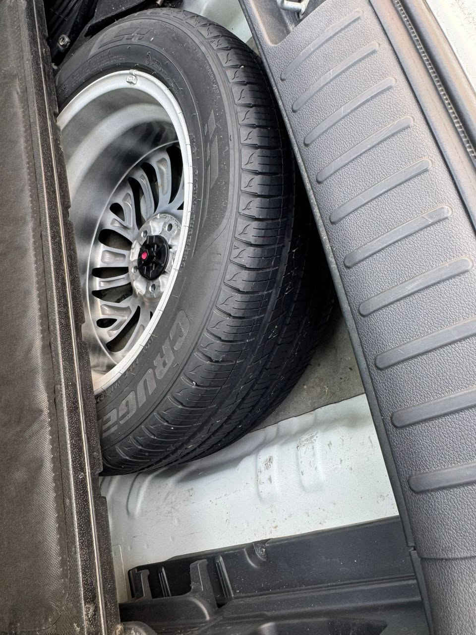 توسان موديل 20 خليجي ماشيه 52 رقم بغداد دولي بسمي مكفوله عدا شبر بارد بالبنيد فول مواصفات عدا البانوراما اتصل على الرقم ***********
