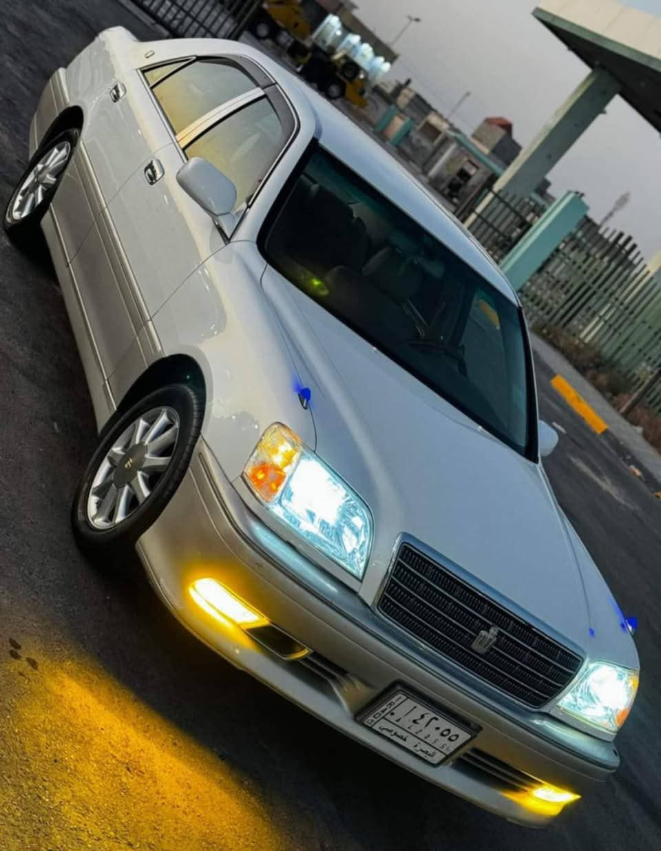 سلام عليكم جنون للبيع موديل 2001 
تسجيل جديد قرار 48 سياره جديدي كارتون 
احله من الصورة موصفات اربع دكم تبريد خلفي 
وثلاجه دبل عينه تحكم ستيرن ابو لعصلات
حساسات ورادار شاصي 75 
برده خلفيه دواخل جلد 4 كشنات كهربائي 
اصل كرستال علمت سياره بيه جاملغ خلفي مبدل بليابان سياره مكفوله كفاله عامه 
جاهزه تخم تاير خير من الله رقم بصره 
سنويه النفاد 27 مشروع وطني تحويل ثاني يوم السعر 140 وبيه مجال قليل مكان السياره 
بصره خمسه ميل شراي يتصل ‏‪***********‬‏
‏‪***********‬‏ الإستفسار هاذا رقم
