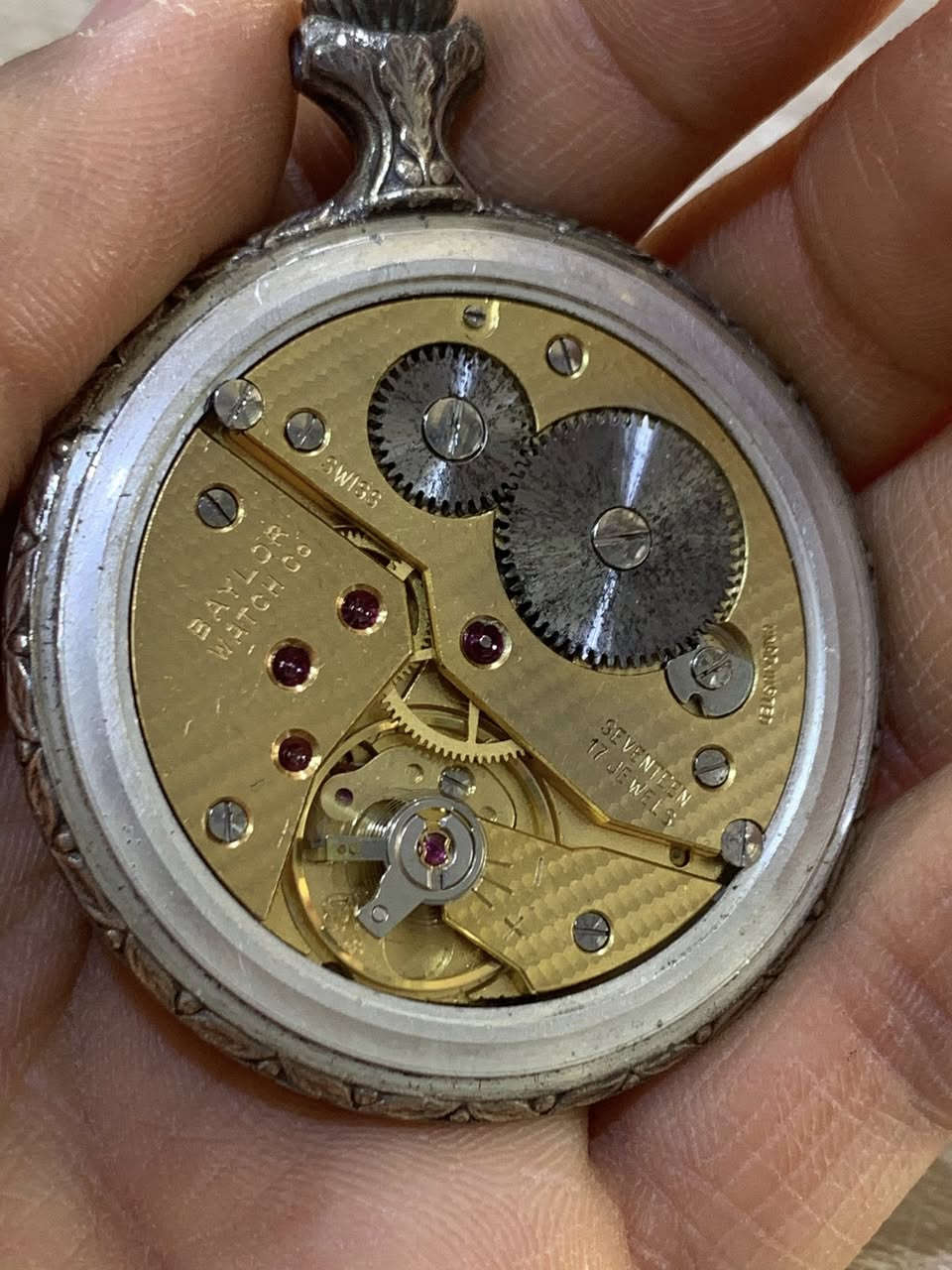 السلام عليكم للبيع ساعتين جيبي سويسري فنتج مع ساعة يد كاسيو دبل تايم مكينة ماطور غير مستخدمة السعر ١٢٥ الف يوجد توصيل لكل محافظات العراق Hussein Ibrahim @highlight


**إذا كنت صاحب هذا الإعلان وتريد حذفه لأي سبب، رجاءا أرسل رسالة إلى الدعم الفني**