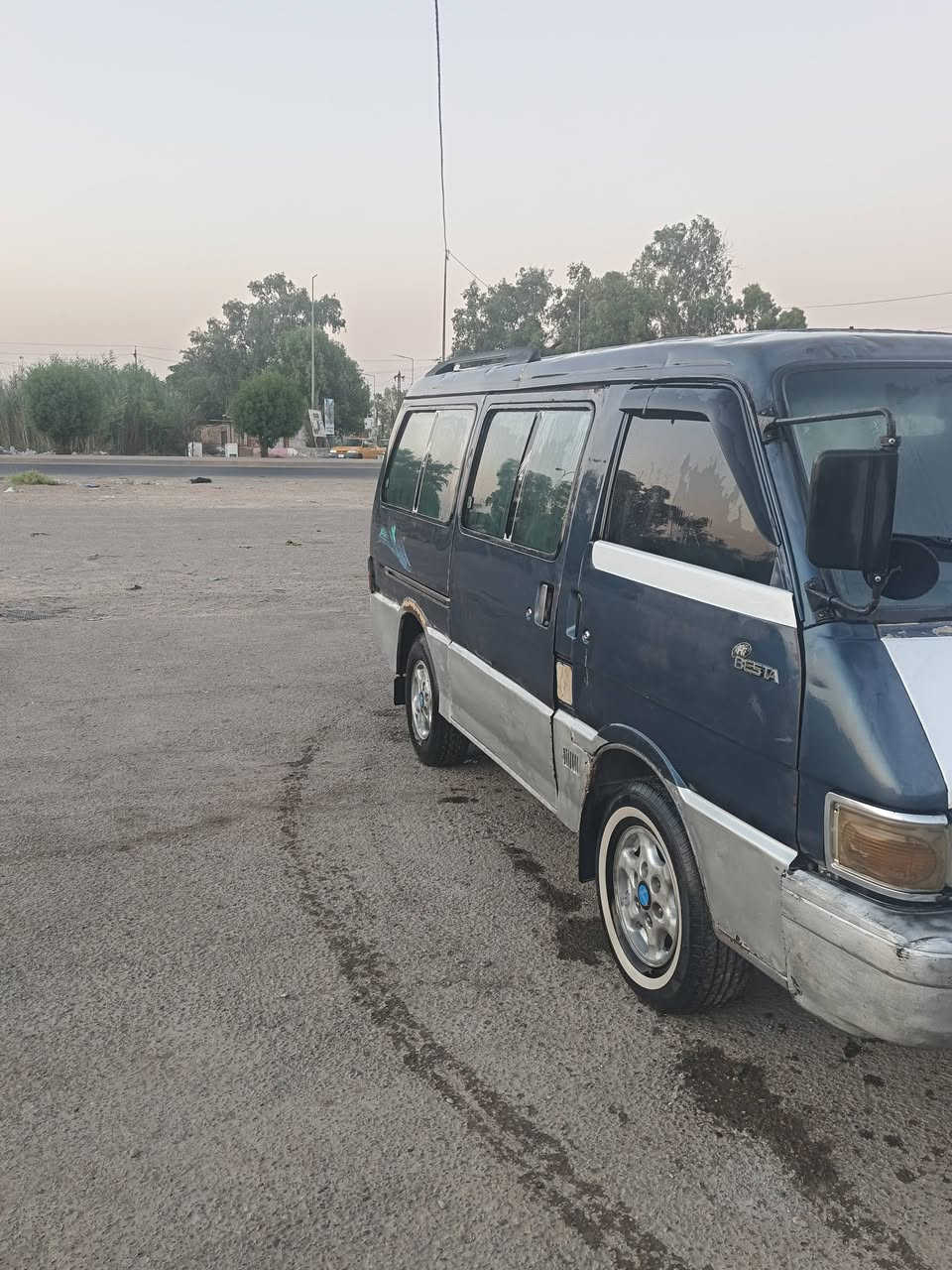 سلام عليكم كيه البيع موديل ٩٥ سياره جهازه من كلشي سنويه بشهر ١٢ تسقط سياره خير من الله محرك جديدة دوشمه صدر مصفره خط وبحث خط علاوي ابو غريب السعر ٣٧ وبيهه مجال ***********
