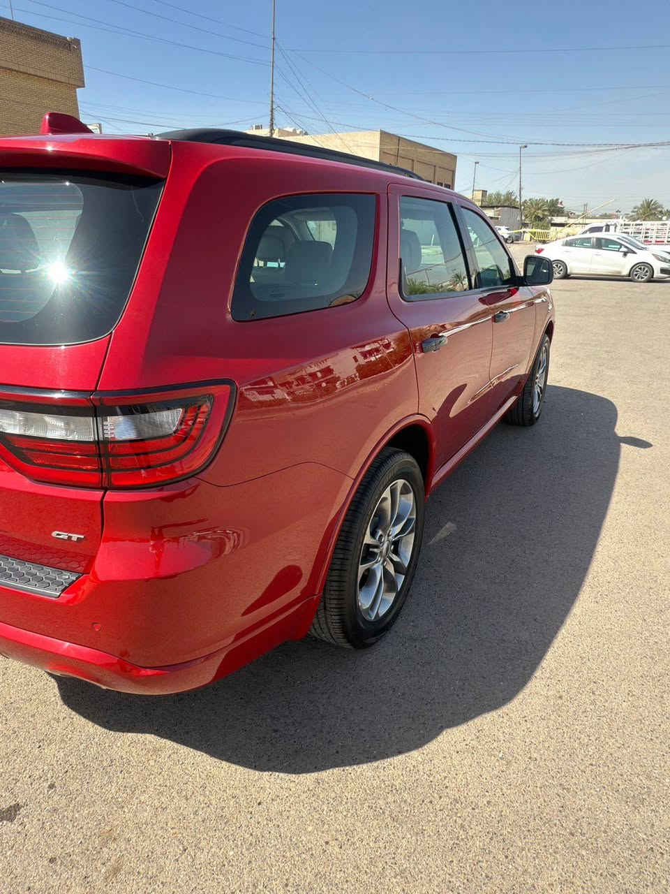 دورنكو ٢٠٢٠ GTخليجي بسمي  مكفولة كفالة عامة ماشية ٨٠ كيلو فول مواصفات معروفة مواصفات ال GT من الزيرو عدي مابيها نقص برغي فقط بارد صغير جدا اسفل الباب الصدر ممبين واقل الشبر صبغ جاملغ امامي رجع عليها باب البيت عدا هذن كلشي مابيها مكاني بغداد شارع فلسطين السعر ٢٧٥... ***********
