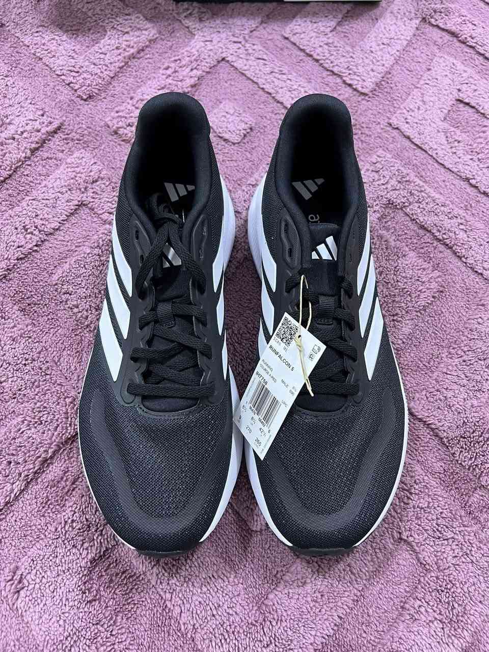 حذاء Adidas أصلي 

• المقياس: 42 وثلثين
 • الحالة: جديد تمامًا – لم يُستخدم
 • الخامة: قماش مريح وخفيف
 • تصميم أنيق مناسب للاستخدام اليومي والملابس الكاجوال

💰  السعر: ١٠٠ الف

تواصل خاص او واتس اب
***********

