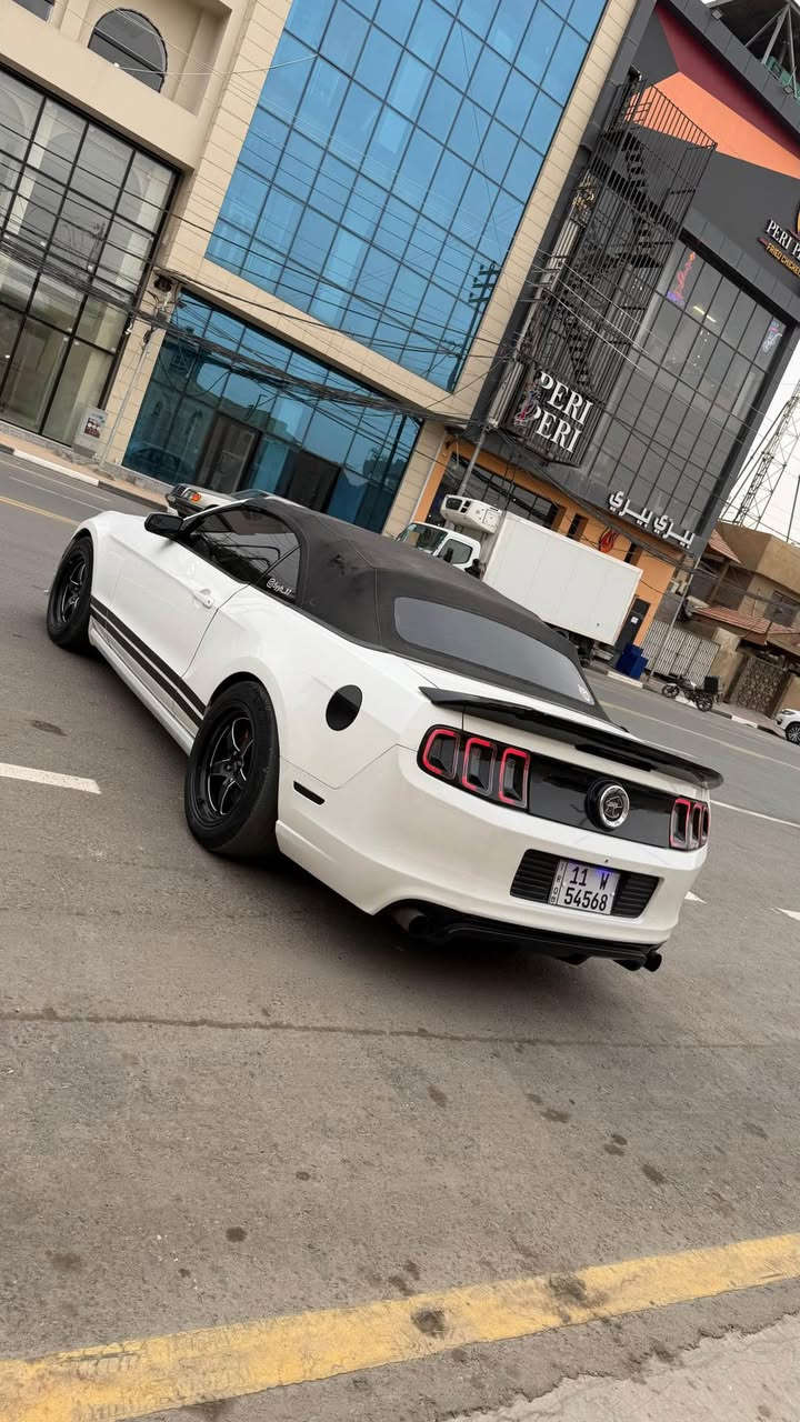 سلام عليكم وينه اليكول ماكول سيارات نضيفه رخيصه شوفولي هاي لعابه ورقم دولي وجاهزه وسعر اكسنت 

موستنك 2013 v6/3.700 رقم بغداد الجديد باسمي مداور ثاني يوم السياره حادثه جاملغ وبنيد جهة الصدر ومصبوغه حزام اثر طخطخات خفيفه وذني كلش عادي بيهن الحزام بس السياره كاعده وبالحقيقه بعد احله ماشيه  136 مايل المكينه والكير كفاله 
الاضافات /
دوشمه بريميوم جلد ابيض واسود ونضيفه حيل💣
داخل مغطس كاربون فايبر 💣
دعاميات GT💣
لحية RTR💣
شباك روش 💣
دفيوزر روش 💣
لايتات تحديث شكل 2018💣
بگلايت سموك 💣
سبويلر شيلبي 💣
عليه برمجه كت اوف وطلقات وملاعيب 💣
سعر السياره  103وبيه مجال 
مكاني كربلاء حي الحسين 
رجاءا الميعجبه سعر ويشوفه غاليه ليضل يشلع عوفه تولي نشالله تحصل اغاته وارخص منه بس لسقط بسياره واقره تفاصيل كامله بالمنشور مو تدخلي شنو تفاصيله ممتواجد ع نت قليل اتصل ع رقم 
السعر ١٠٣ ورقه وبيه مجال 
 *********** كربلاء, العراق
