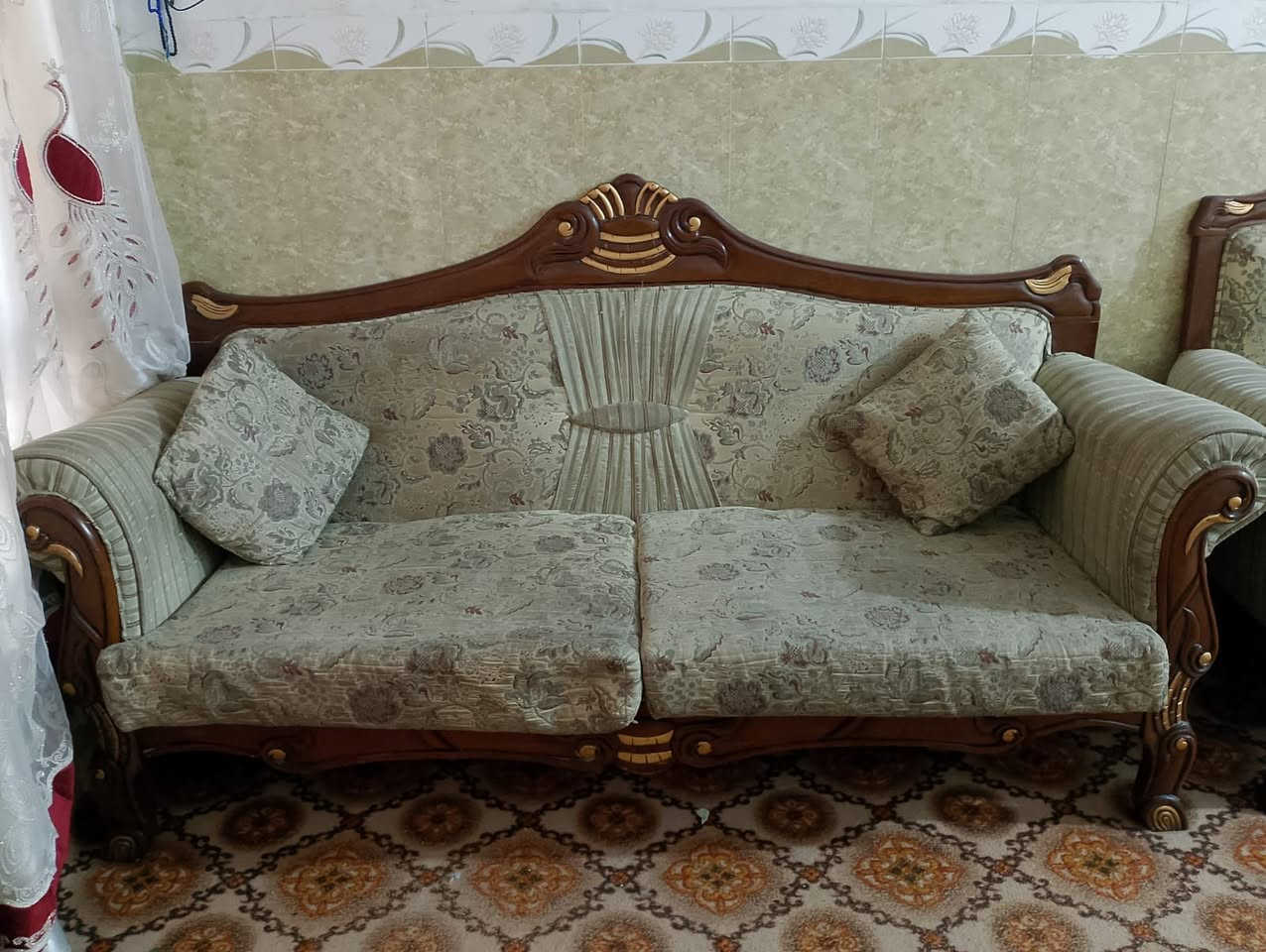 السلام عليكم قنفات للبيع ٨ نفرات زان الجو ٢٥٠ وبيهن مجال مكاني كربلاء بل حر ***********
