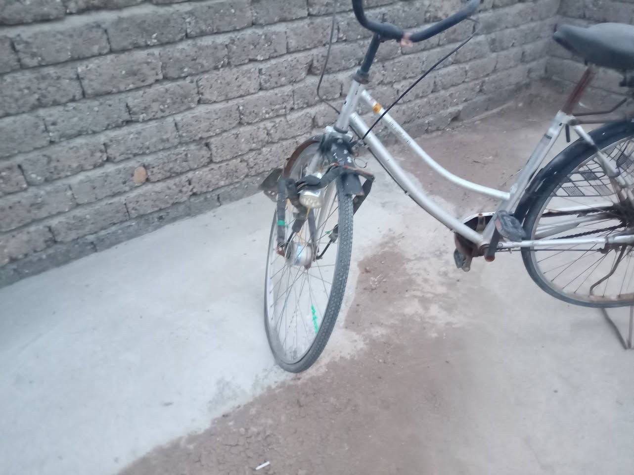 السلام عليكم
بايسكل للبيع
الشراي يتصل
***********
بيه واتساب
