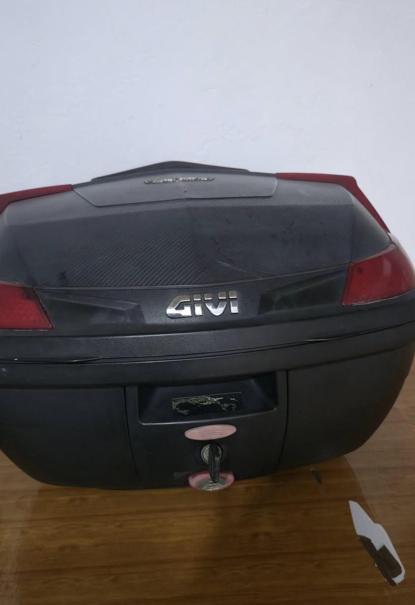 السلام عليكم كل قطعه وسعرها استفسار واتساب يوجد توصيل جميع محافظات العراق ***********
