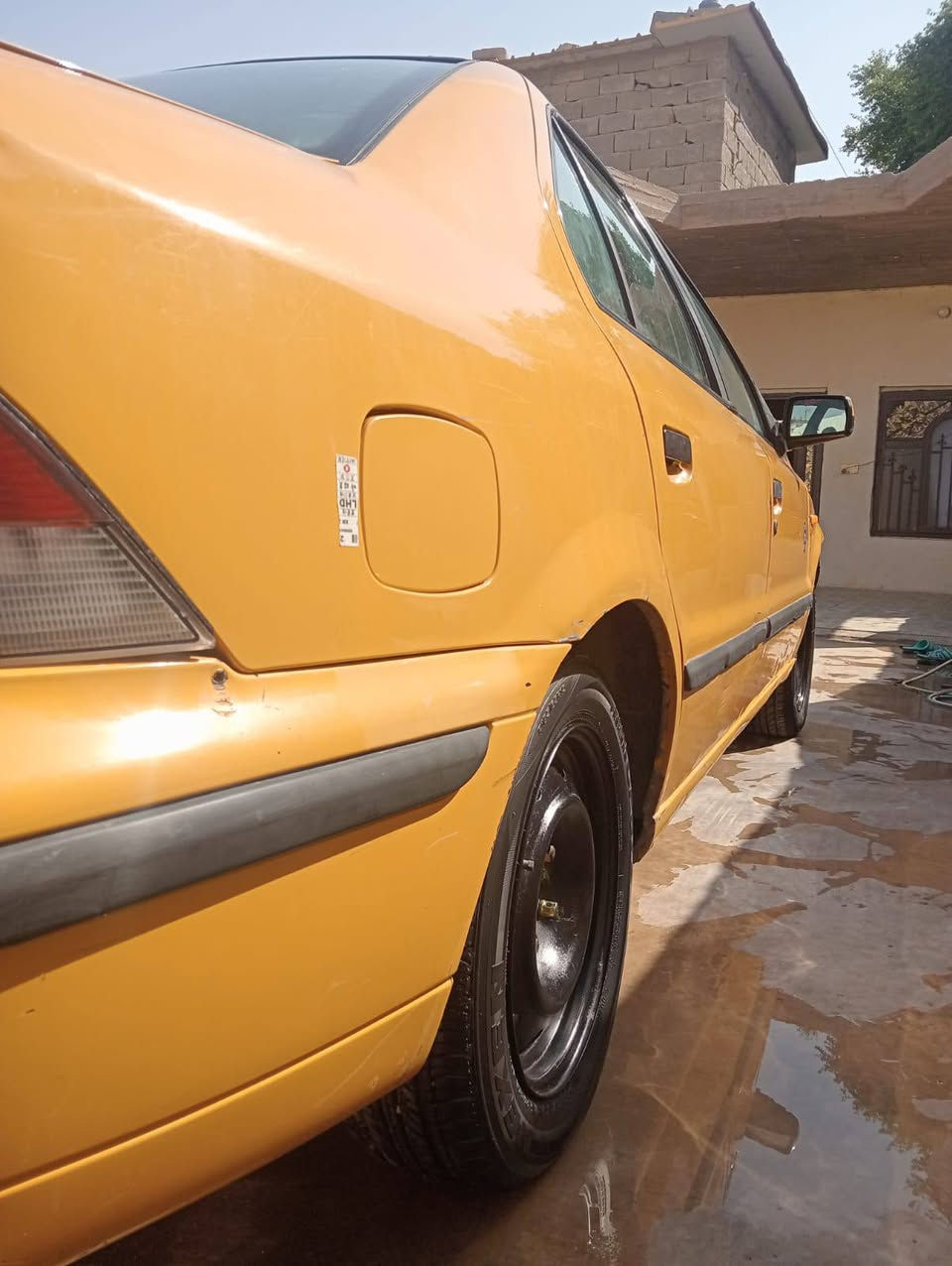 سمند 2012 للبيع
سياره مكفول كير ومحرك شرط تخم تاير 
باتري جديد عليها إدامه كامله غرفه جديده 
سياره كامله كبل لشارع محرك فرنسي 
رقم واسط دولي مصفره هية وغرامات 
تحويل ثاني يوم 
مكان كوت سعره 30 💵 ***********
