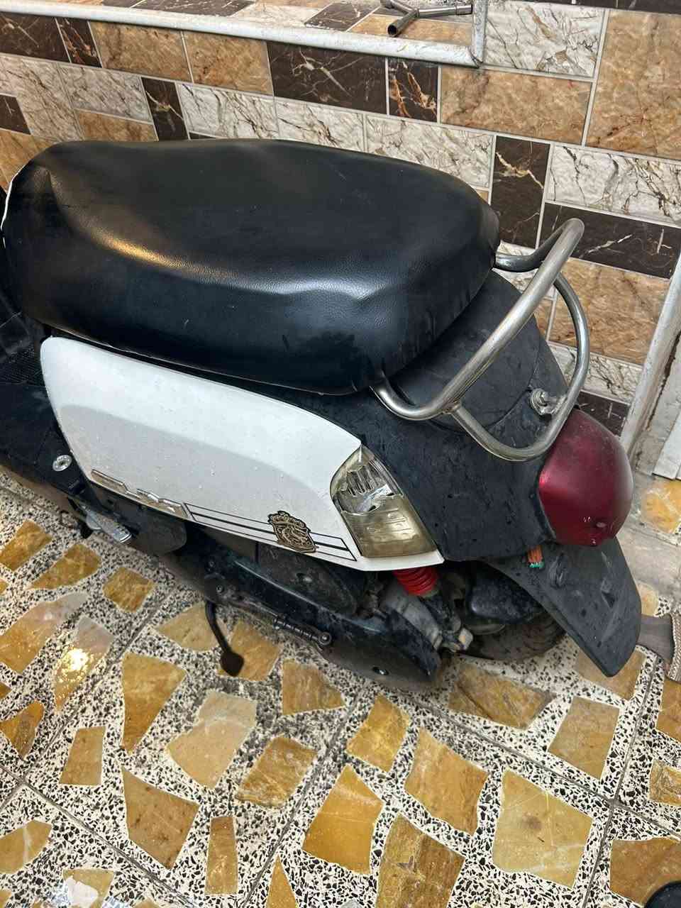 بوليس لبيع  
رقم الهاتف ***********
مدينه الصدر قطاع 12
