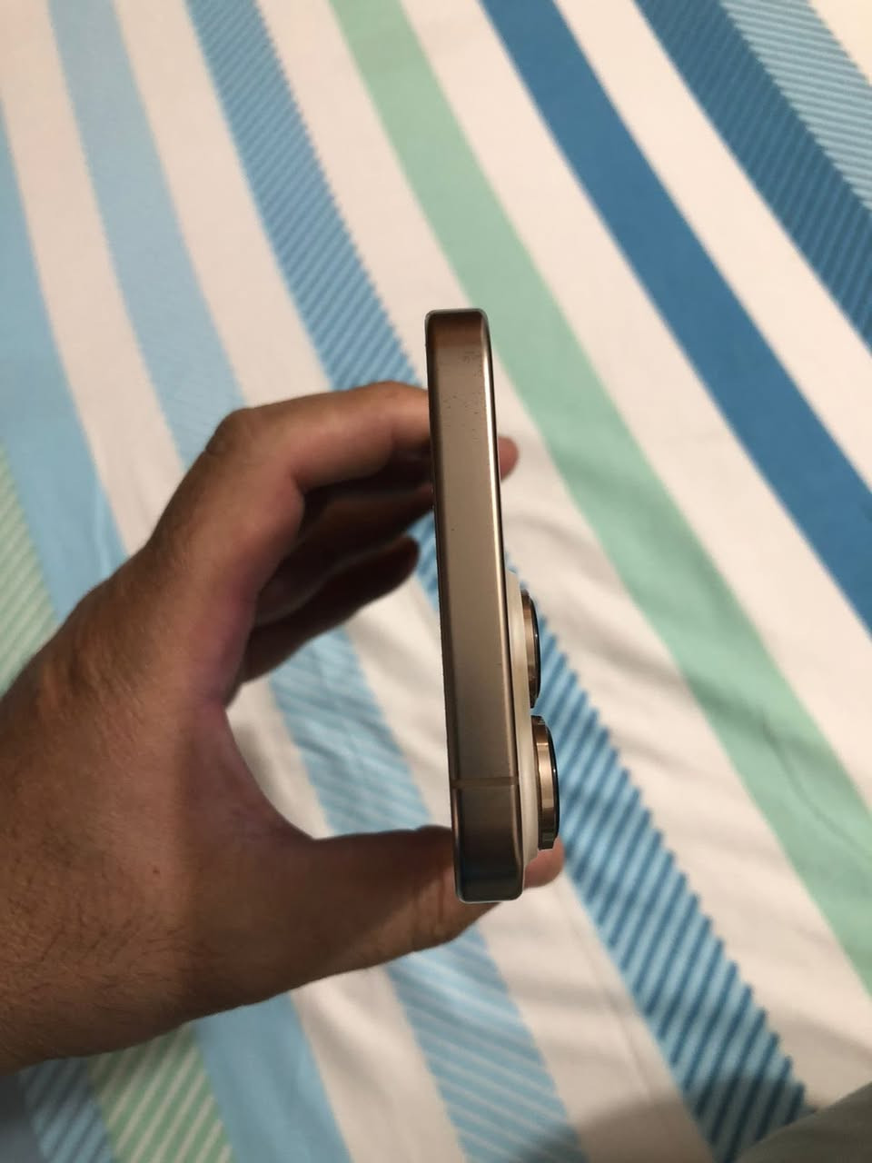 سلام عليكم شباب ايفون 16برو ماكس ذاكره 256ماستر ولا زلخ جهاز جديد السعر مليون و450الف مكاني بغداد الحسينيه رقم ***********
