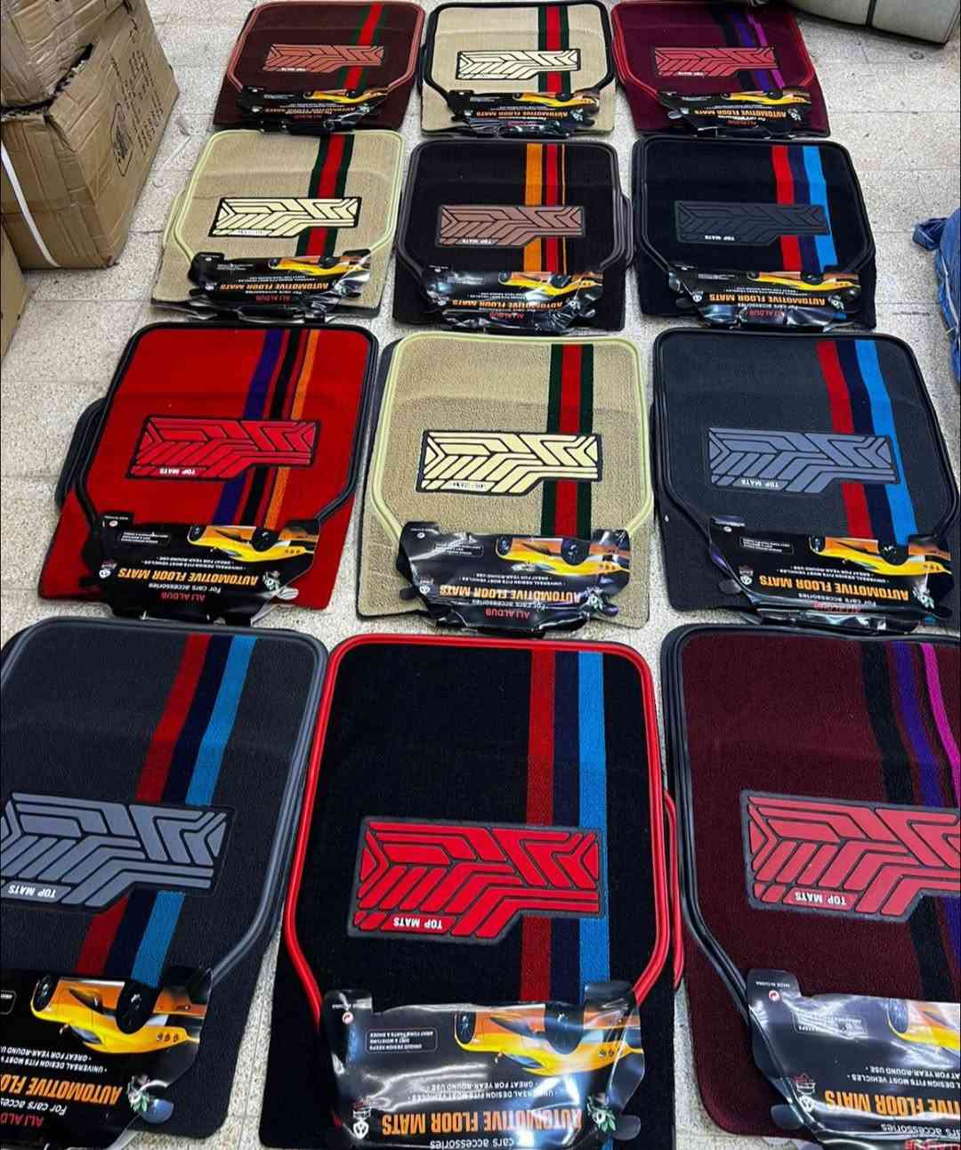 دوشمات تلبيس جلد مطعم اقماش جوكر يرهم كل السيارات 🚗 وأرضيات كوجي 5 قطع  متوفر توصيل كل محافظات العراق 🇮🇶 الحجز واتساب ***********
