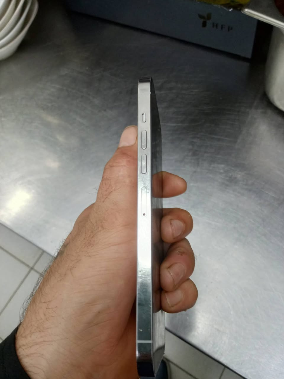 ايفون 13 برو ماكس 
مبدل شاشه جي اكس نوعيه درجه اولا 
بطاريه 77 بلادي 
ذكره 128
تك سيم 
بصمه وجه شغال 
باقي مكفول شخط مابي 
سعر 480 ألف 
عنوان اربيل 
توصيل ماعندي


**إذا كنت صاحب هذا الإعلان وتريد حذفه لأي سبب، رجاءا أرسل رسالة إلى الدعم الفني**