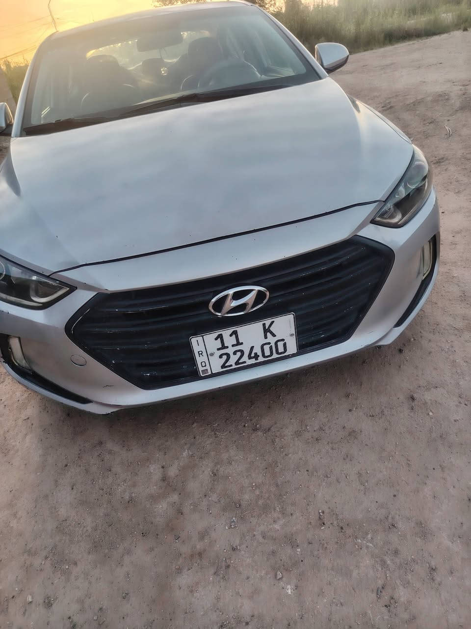 انتره مديل 17 مريكي نص فول رقم شبه مميز حلو،  كير اوتو المرغوب مكينه 2000 دوش  سياره بيه قطعتين جملغ خلفي وقبق جنطه وبيه جراد قليل مابين تقريبن نص شبر بلقماره ماشيه 180 سياره حلوه ونضيفه  وعليه غرامه 800 الف يعني 5وراق   تنزل من سعر  قفل 110مكاني كربلاء
***********
