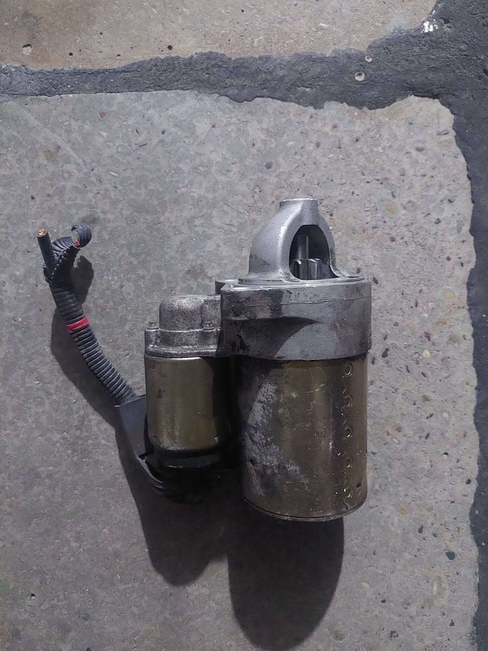 غراض فيرنه  سلف مال كصه اصلي اربع قطع داينمو  بوبرن خلفي فيرنه البيع بغداد الامين ‎0777 218 27000
