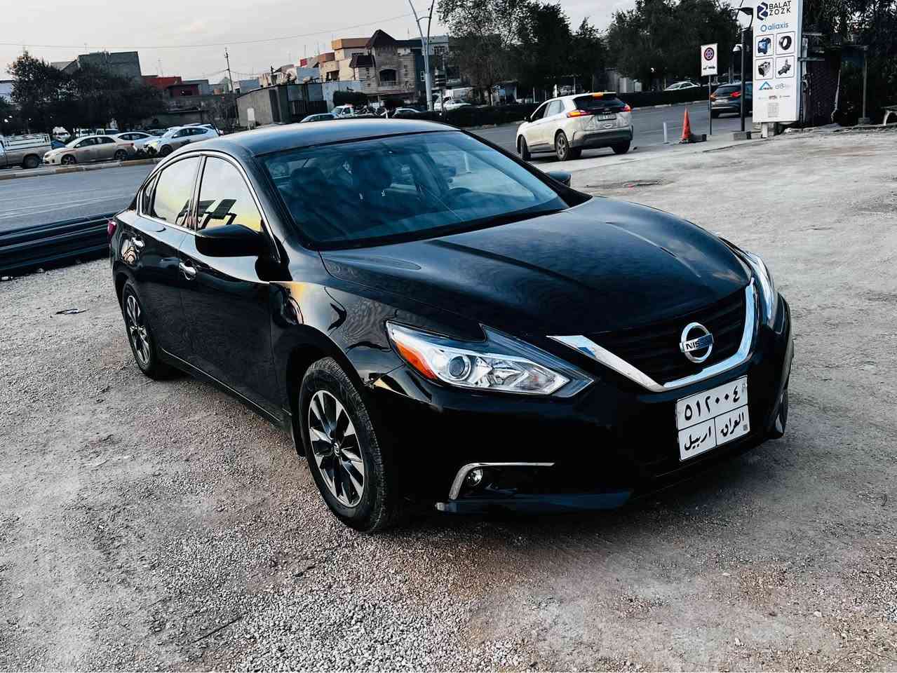 نیسان ئالتیما مودیل 2017رەشی قەران
مواسفات ڤولیوم شاشە کامیرا جام کارەبا
ئاوێنەکارەبا ویلکەپ کوشن کارەبا
یەک پارجەی سبوغە بێ داخلی ئرباگ سستم
سونەرم داناوە گێرومکینە بەشەرتە بێ عیبن
تایەی نوێیە تەقەو رەقەی نیە بێ مسروفە
سەنەوی بەسەرجوەتحویل غرامە بەشەرت
سعری (112$)وەرەقە شوێن هەولێر
ژم ***********واتسئاب لەسەرە أربيل, العراق
