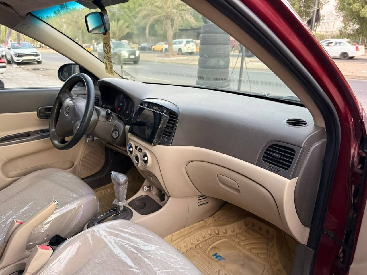 اكسنت 
للبيع موديل 2009
خليجي
مصبوغا عام اثر جراد
ومصورها فبل صبغ ناشرة فيديو
محرك 1600
رقم بغداد بسمي
محرك كير تبريد صدر كلة تمام
مكاني بغداد
للسمسار ‭٠٧٧١ ٠٥٨ ٦٧٢١‬
السعر 78 ورقة وبيها مجال
للبيع فقط ماكلف بل نشر خوان
