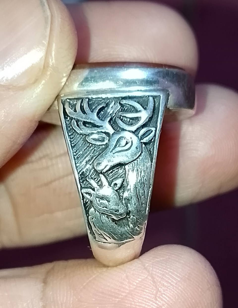 اللبيع من نوادر انتيك عقيق  اليماني احمر قديم جدن  ذمه رقم تواصل ***********
