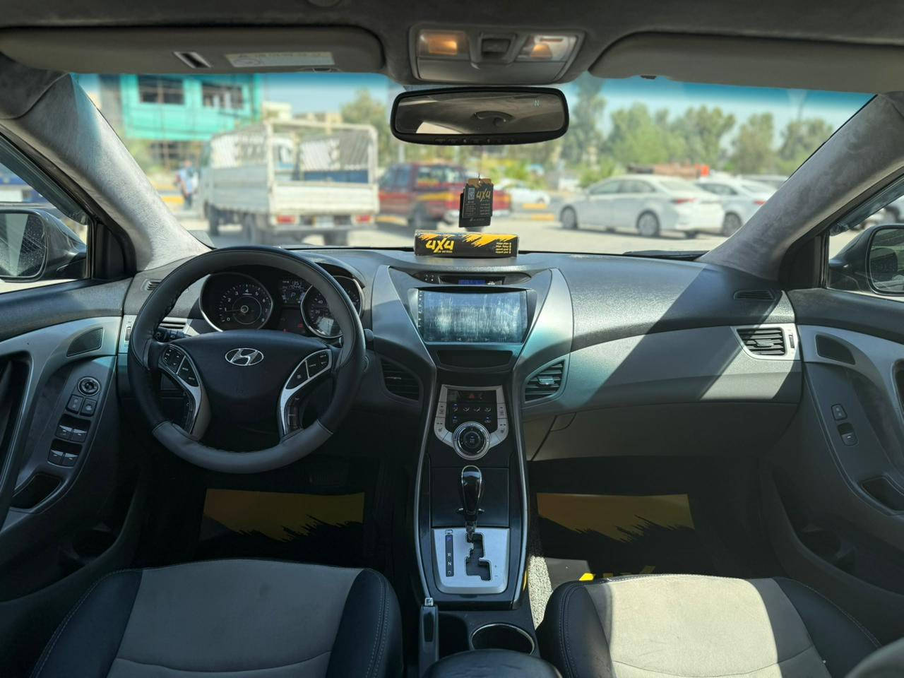 الانتراء 2012 Limeted
سياره ثلاث قطع صبغ جاهزه بدون نقص 
 رقم دهوك الجديد كاربون بانزين شاشه جبيره سلايت بصمه تشغيل بصمه 
ابواب كشنات تدفئه تبريد امامي خلفي سياره جاهزه
مابيه نقص برغي كير ومكينه شرط بس بيها بدايه نفخ 
دمعه السياره السعر الاتصال علئ ***********

مكان السياره موصل
