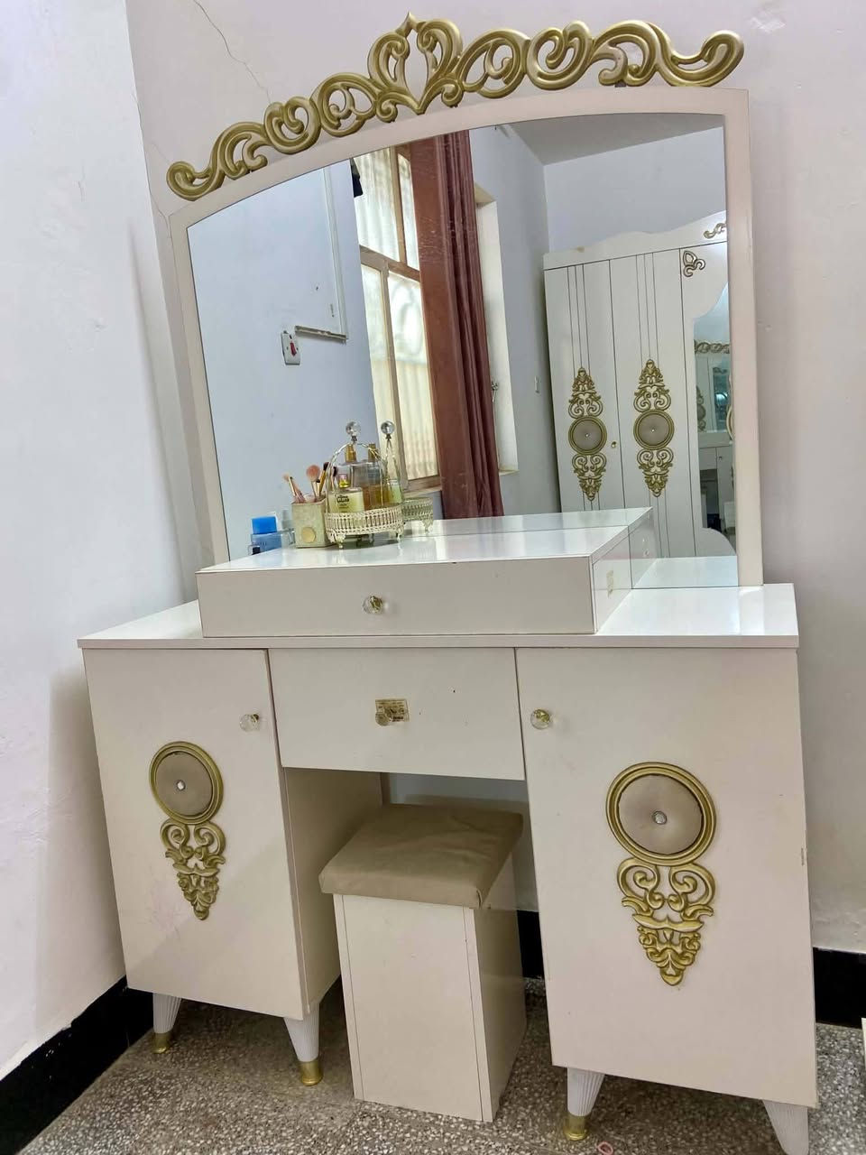 غرفه9 قطع كلش نضيفه 
سعرها 550 بيها مجال للشراي 
نجف حي العداله


**إذا كنت صاحب هذا الإعلان وتريد حذفه لأي سبب، رجاءا أرسل رسالة إلى الدعم الفني**