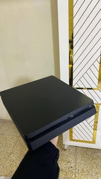 رمادي • يدات ثنين • قرصين