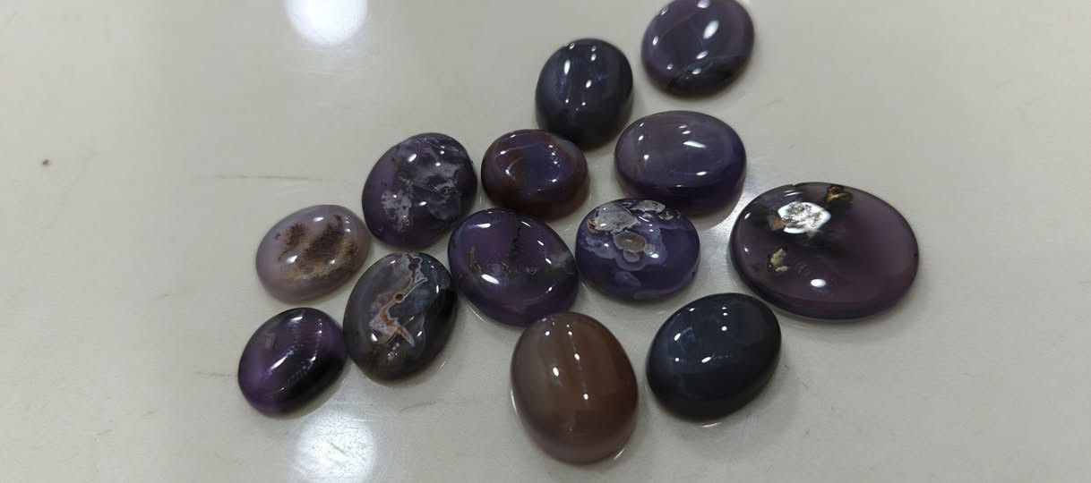 "أناقة اليماني.. لا يضاهيها جمال! ✨
وصلت حديثاً مجموعة من أحجار العقيق اليماني بألوان خلابة وتصوير طبيعي بديع. مثالية للخواتم، المسابح، أو للهدايا الفاخرة.
​🔥 الكمية محدودة جداً!
شاهد الصور واختر قطعتك المفضلة الآن.


**إذا كنت صاحب هذا الإعلان وتريد حذفه لأي سبب، رجاءا أرسل رسالة إلى الدعم الفني**