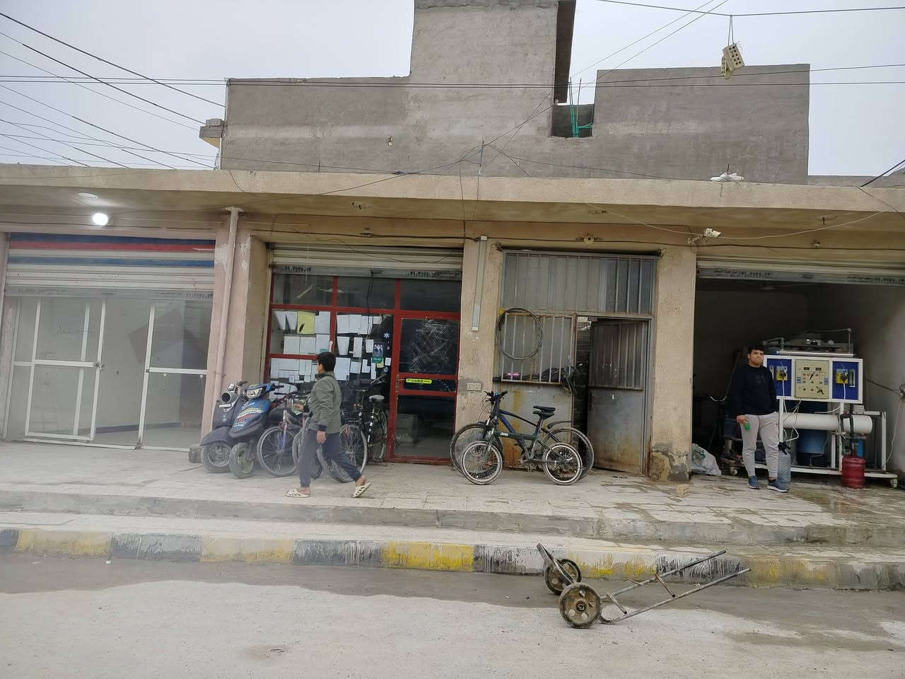 محلات لبيع 200 م ركن 6محلات  وصير شقتين فوك كبار الزعفرتنيه حي أمانه شارع شيخ مناف صنف  الأرض سند 25 وكاله ام صوره بل سند حق التصرف *********** سعر مناسب متوفر وتساب
