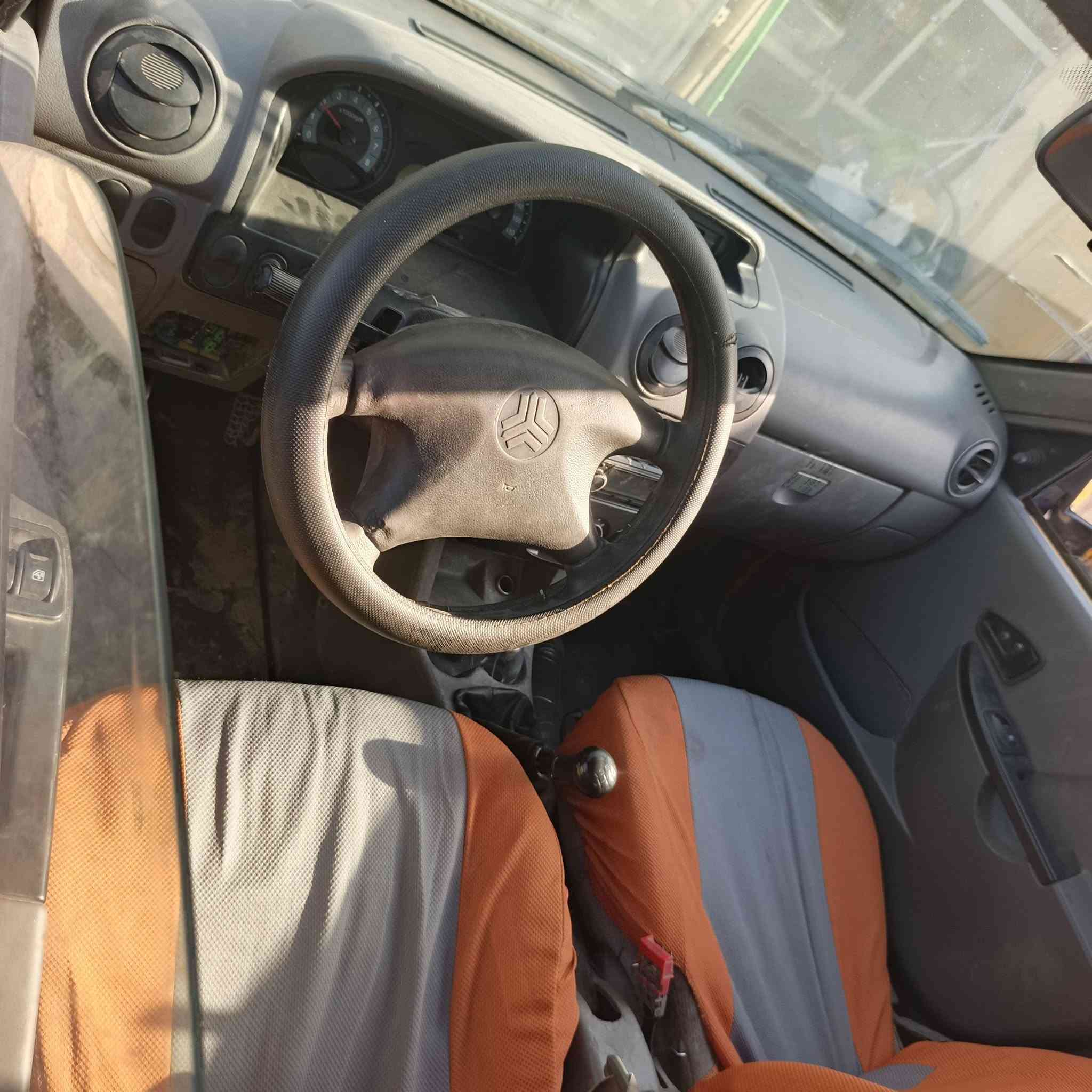 سايبه للبيع موديل 11 راعيه ما اندله السيارة جاهزه صدر جديد فقط بيه خيط تبخير اتكفل سرقه وعشاير سعر مليون ونص وبيه مجال حك الجيه للتواصل 

***********

