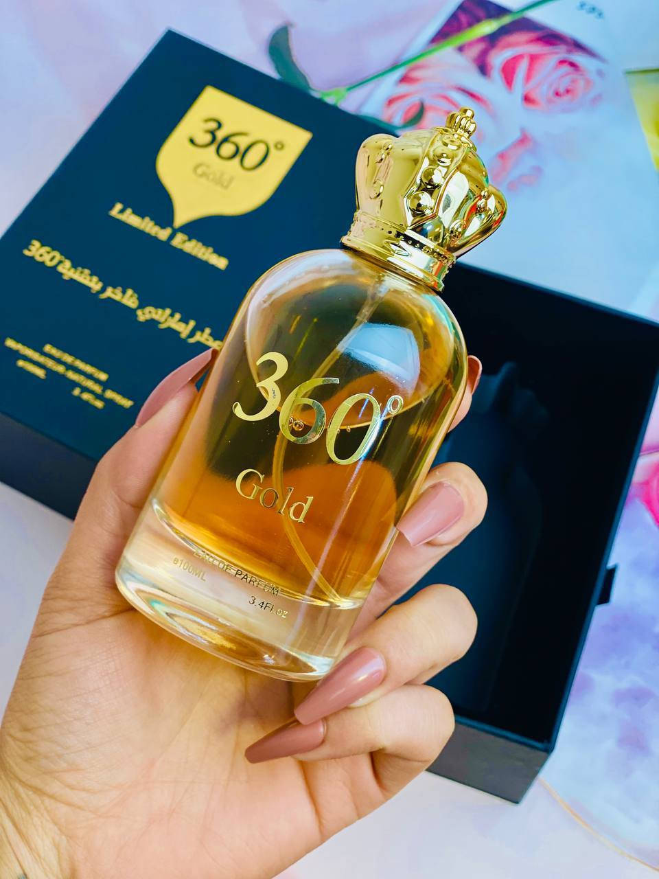 ✨ عطر 360° Gold – Summer Edition ✨
عطر صيفي فاخر بلمسة منعشة يخليك متألق طول اليوم 💛

الاسود 🖤عطر 360 Intense Gold من ماركة MK. 
عطر شرقي دافئ يناسب كلا الجنسين.
مزيج من الدافانا، البرغموت، الفلفل الوردي، العنبر الأبيض، والفانيليا.
عطر ذو حضور قوي ولمسة ذهبية، مناسب للمساء والمناسبات.

الازرق 🩵ليمون 🍋 – برغموت – نفحات حمضية منعشة تعطي إحساس انتعاش وطاقة.
🔹 قلب العطر:
زهور بيضاء 🌸 – ياسمين – لمسة فواكه خفيفة تعطي أنوثة ونعومة.
🔹 قاعدة العطر (الثبات):
مسك أبيض – عنبر – أخشاب دافئة تعطي ثبات وفوحان حلو

الحجم: 100ml
اختيار مثالي لعشاق العطور الراقية 🌟
دلل نفسك بعطر يخلي حضورك مختلف بكل مكان ✨
المنشأ الإمارات الأصلي 🇦🇪


**إذا كنت صاحب هذا الإعلان وتريد حذفه لأي سبب، رجاءا أرسل رسالة إلى الدعم الفني**