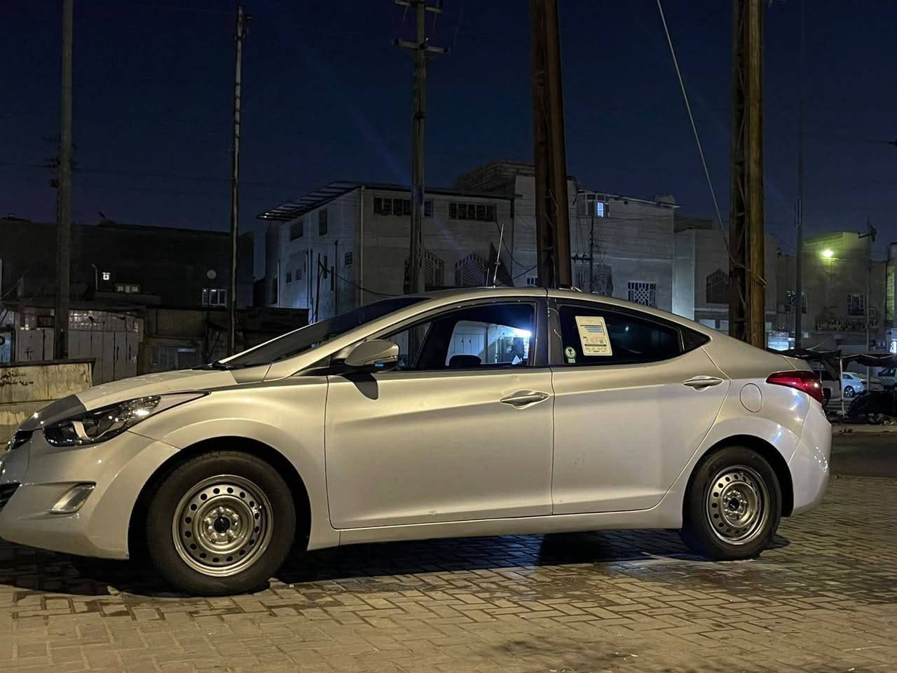 السلام عليكم النتره مديل 13 سياره جاهسه وجديده كلش مكينه 16 مكصوصه جنطه بيه رقم وسنوه نكليزي السعر 55مجال قليل ***********.     ادوات
