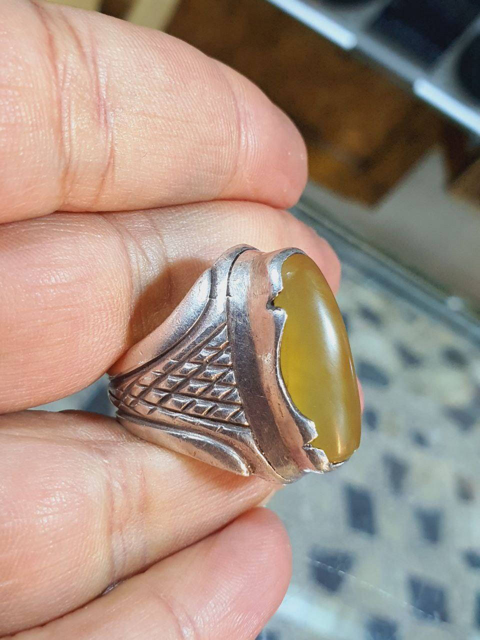 يالله لعيون الغوالي
للقديم طعم خاص 
يمانيه مشروطه 
تواصل خاص وتدلل


**إذا كنت صاحب هذا الإعلان وتريد حذفه لأي سبب، رجاءا أرسل رسالة إلى الدعم الفني**