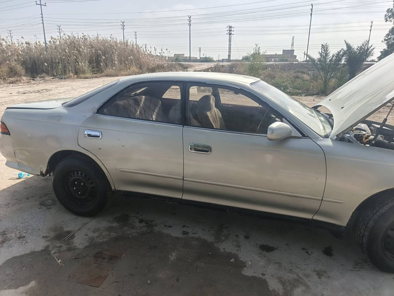 سلام عليكم سياره مارك نفخ المكينه ونجي موديل 1994 بسمي مشروع وطني رقم بغداد سنويه ب شهر 6 تخلص مگصوصه جنطه فقط  تحويل ثاني يوم سياره جاهز عوزهه شويه تريب كلشي شغال بيهه تبريد كهربايت سعر 30وبيهه مجال العنوان بصره القرنه شلهه عكاب قرب جسر نهر العز غير متوجد علئ فيس الاتصال ***********
