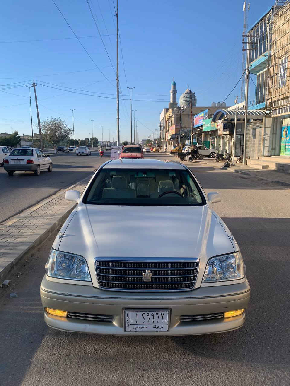 ملكه      Toyota Crown Royal
& كفاله عامه عراق ويابان 
& مدفوع الكمرك والضريبه قرصها واصل كل المحافظات دك حاسبه وين مايعجبك بأسم شخص مو تاجر 
& مديل 2003
& قرار 48 تسجيل جديد
& شاصي 71 مكينه 2000 الاقتصاديه ماكو اصراف ولا ادونز
& تحوير النجف فوك وجوه دشبول عارف العيساوي 
& حجر البيئه موجود
& كرستال اصل 
& حداديه أماميه خلفيه جدد 
& دكمتين برده خلفيه 
& تدفئه تبريد 
& درگه صاج
& نضام مانع انزلاق 
& السياره ع البلاد بالكامل
مكان السياره النجف 
السعر 105 وبيها مجال قليل
***********
اتصال فقط
