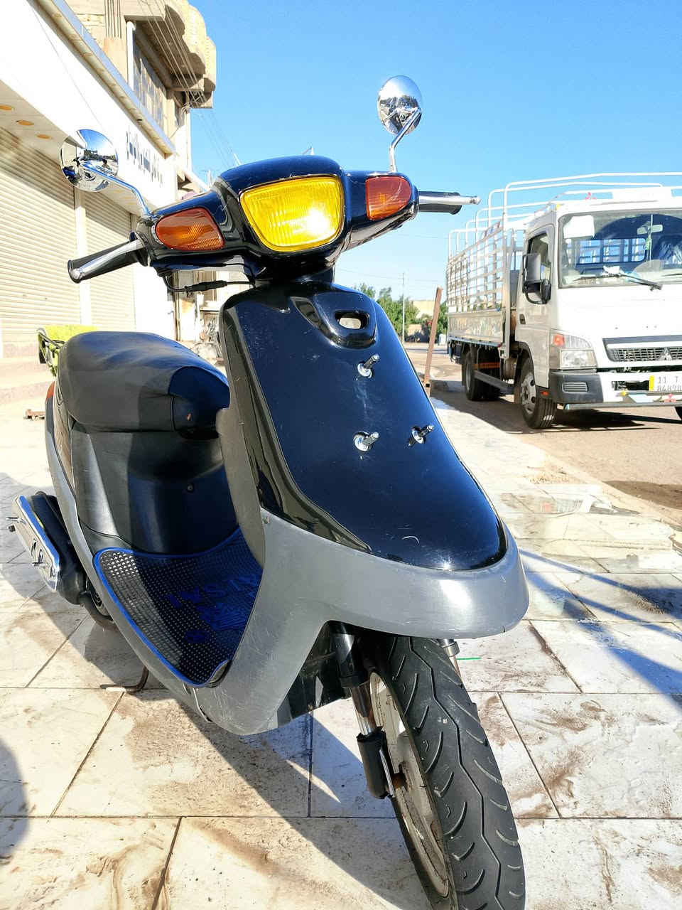 سلام عليكم دراجه بطه نضيفه بس مفتوحه مره وحده اتصال على هاذ رقم ***********
